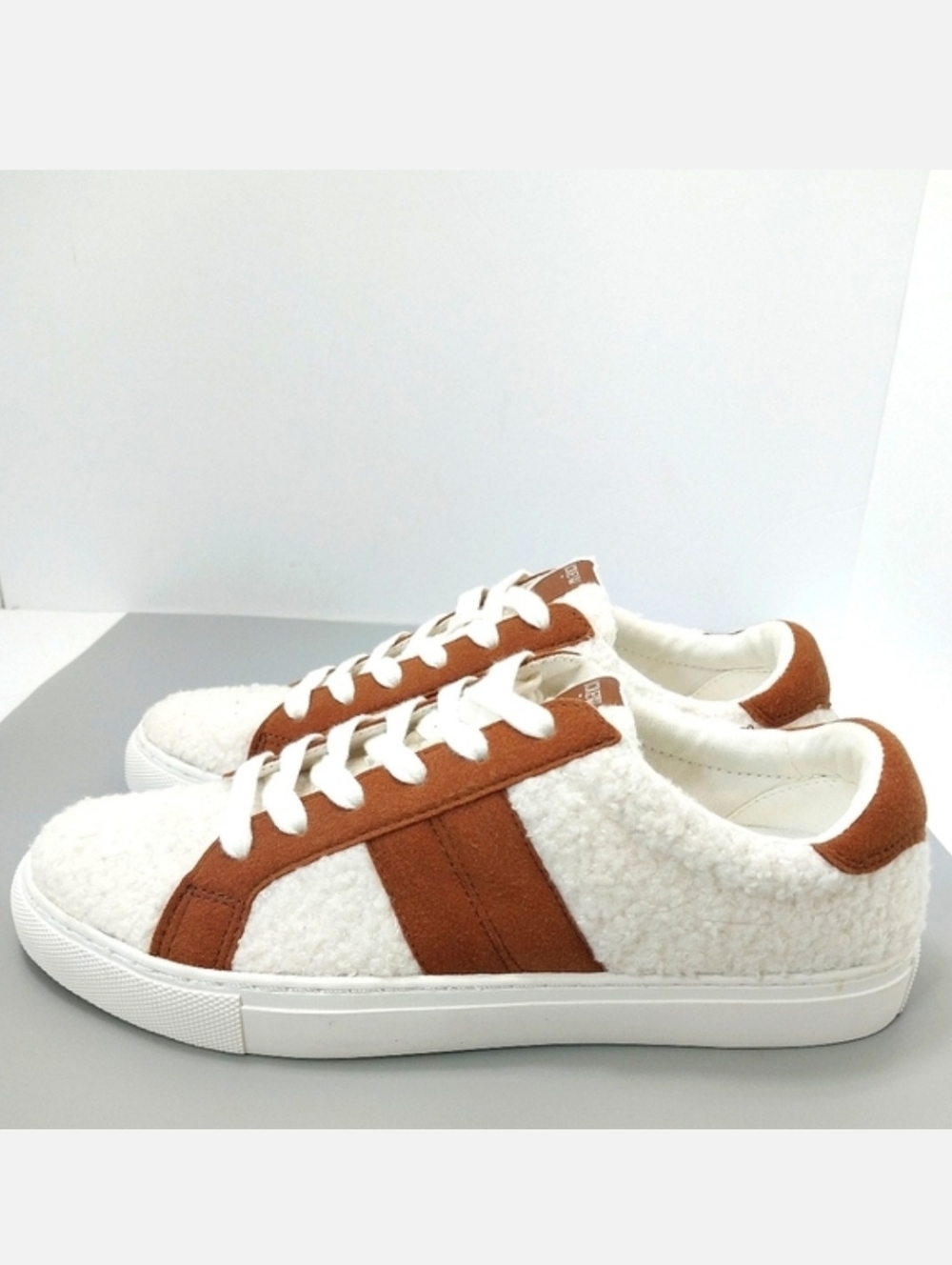 J Crew Striped Sherpa Sneakers, NEW,‎ Size 8